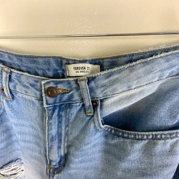 Forever 21 | Distressed Skinny Jeans - Picture 3 of 5